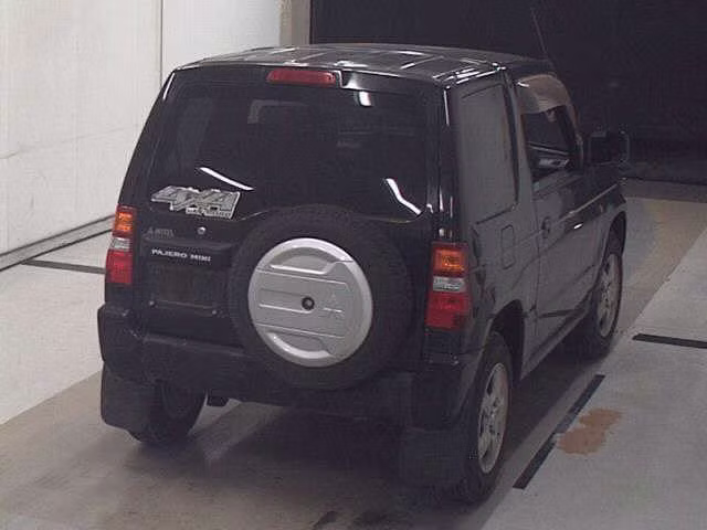 MITSUBISHI PAJERO MINI
