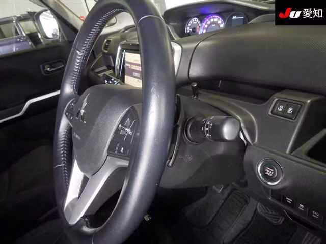 MITSUBISHI DELICA D:2