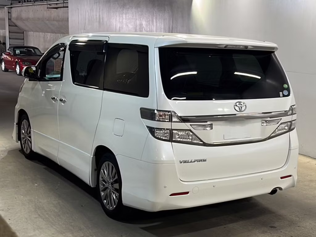 TOYOTA VELLFIRE