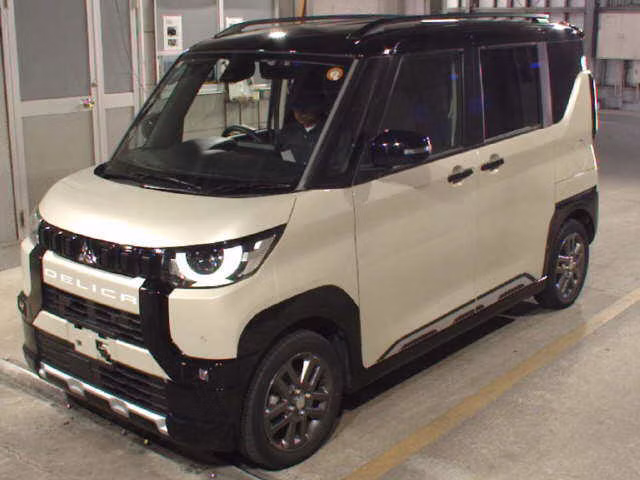 MITSUBISHI DELICA MINI