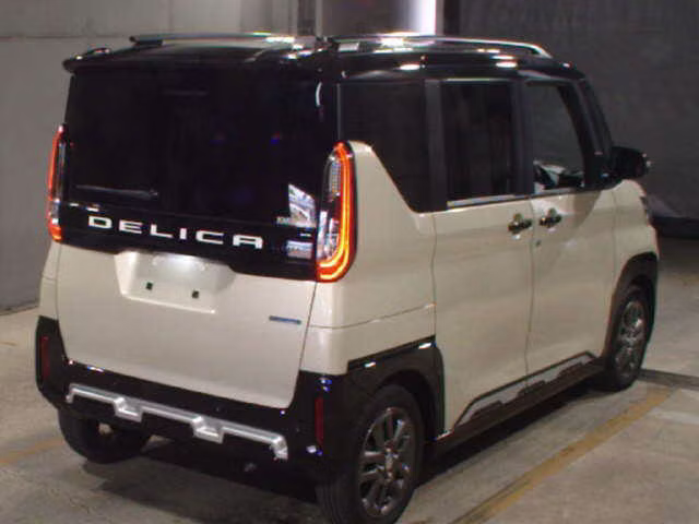 MITSUBISHI DELICA MINI