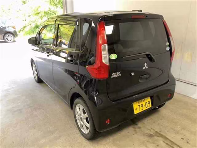 MITSUBISHI EK WAGON