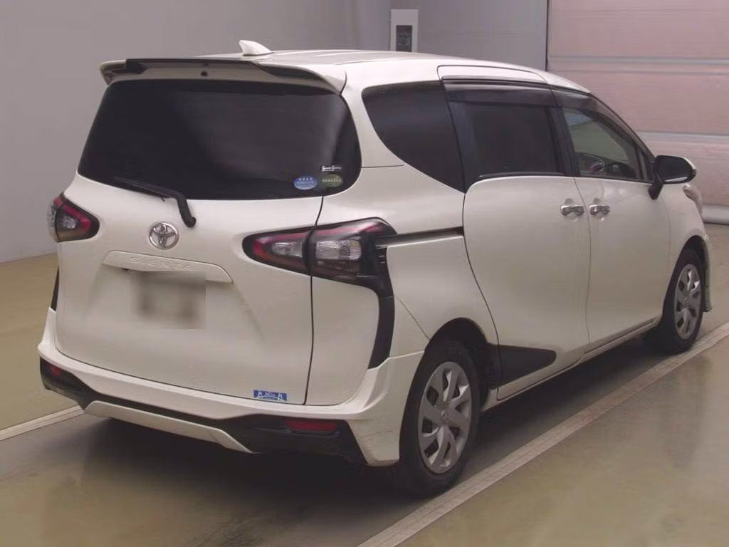 TOYOTA SIENTA