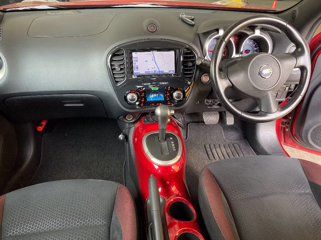 NISSAN JUKE