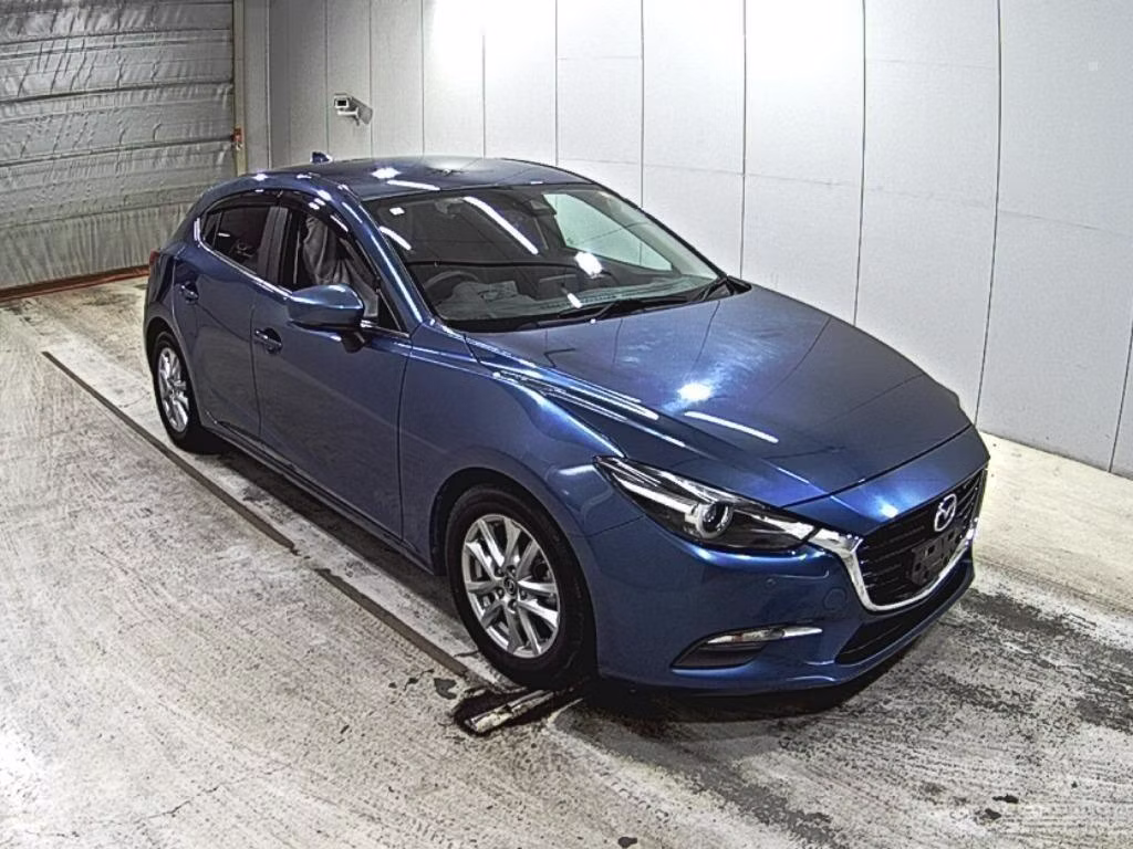 MAZDA AXELA