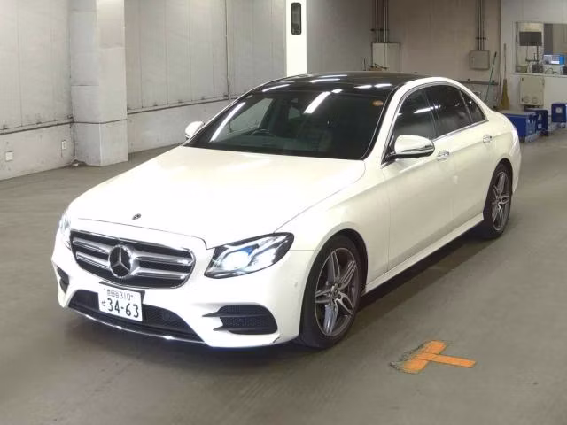MERCEDES-BENZ E-CLASS