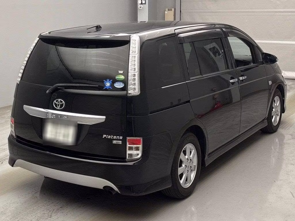 TOYOTA ISIS