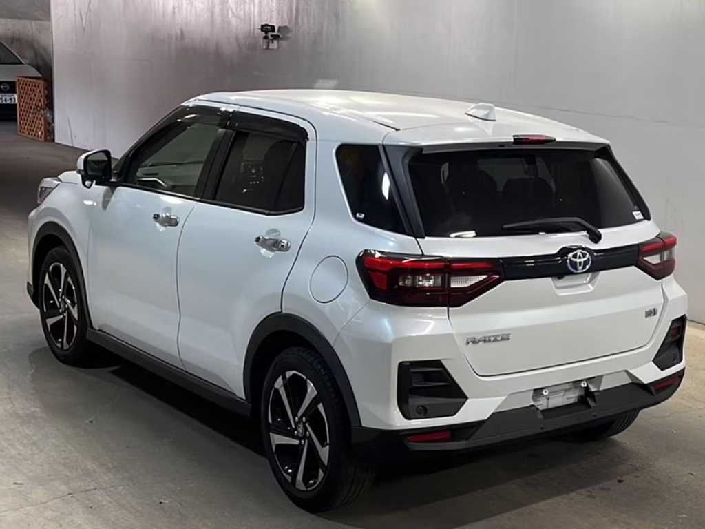TOYOTA RAIZE