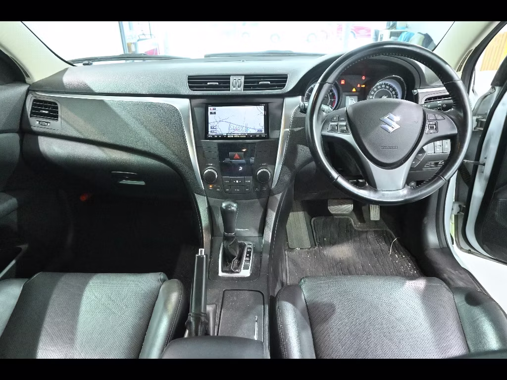 SUZUKI KIZASHI