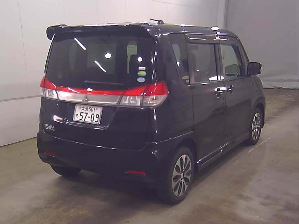 MITSUBISHI DELICA D:2