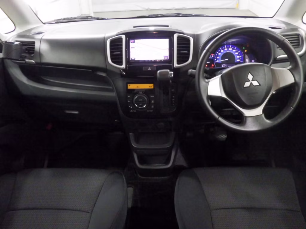 MITSUBISHI DELICA D:2