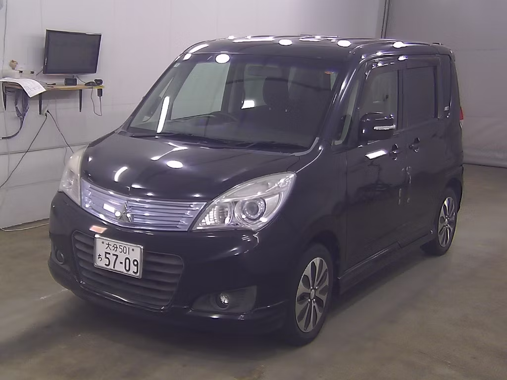MITSUBISHI DELICA D:2