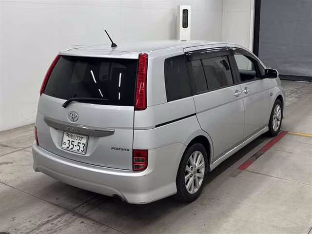 TOYOTA ISIS