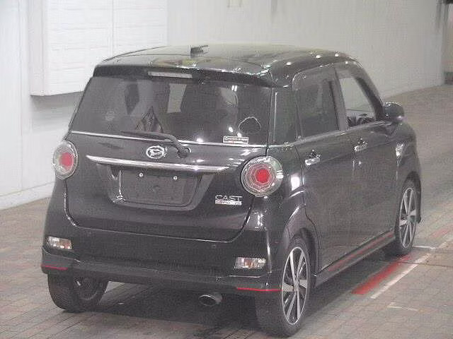 DAIHATSU CAST