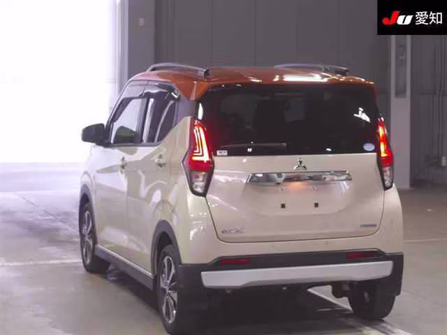 MITSUBISHI EK X