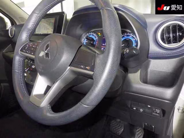 MITSUBISHI EK X