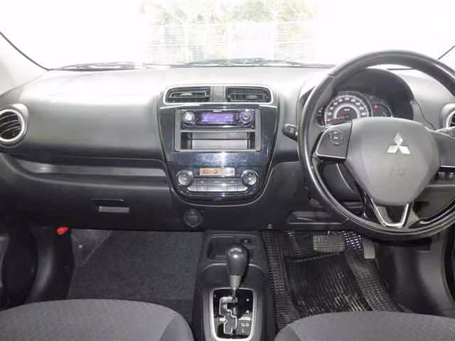 MITSUBISHI MIRAGE