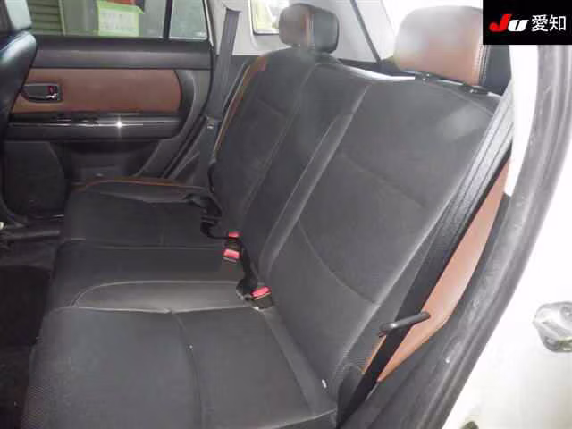 MAZDA VERISA