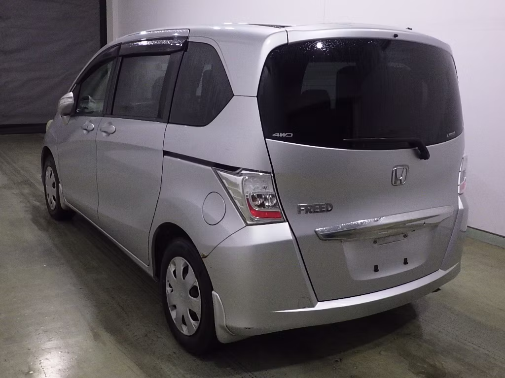 HONDA FREED