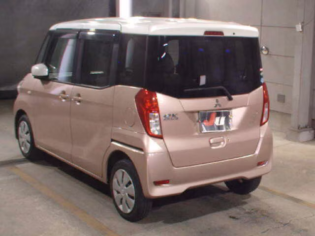 MITSUBISHI EK SPACE
