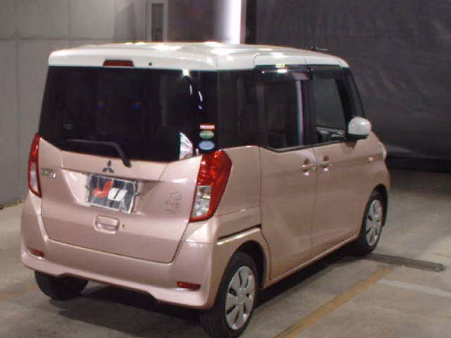 MITSUBISHI EK SPACE