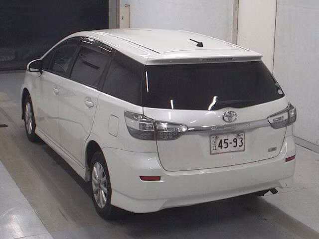 TOYOTA WISH