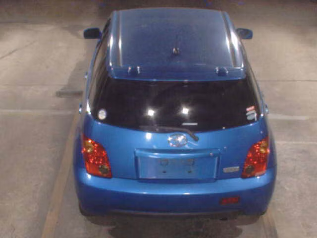 TOYOTA IST