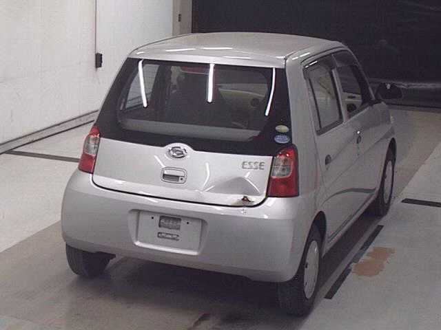 DAIHATSU ESSE