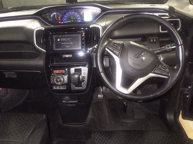 MITSUBISHI DELICA D:2