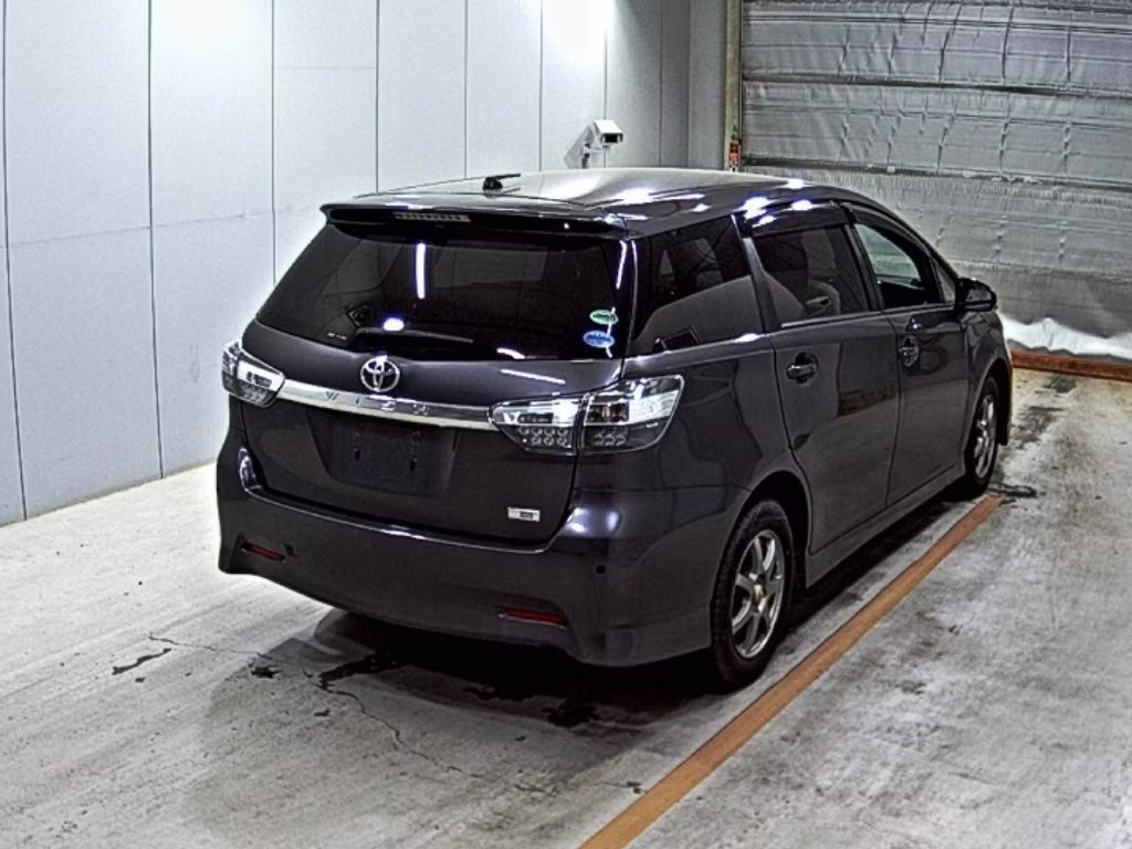 TOYOTA WISH