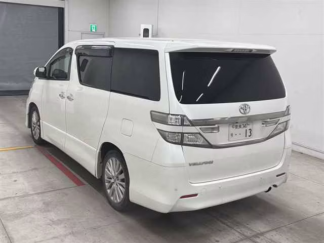 TOYOTA VELLFIRE