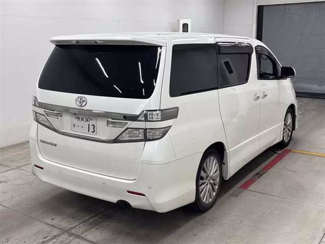 TOYOTA VELLFIRE