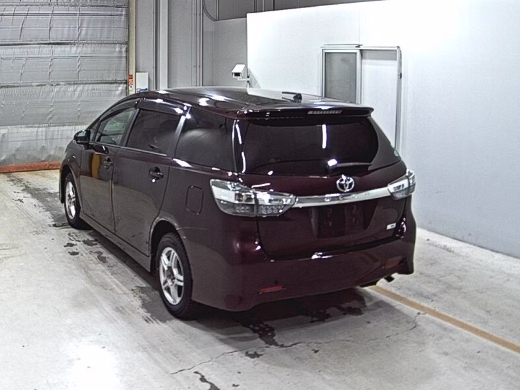 TOYOTA WISH