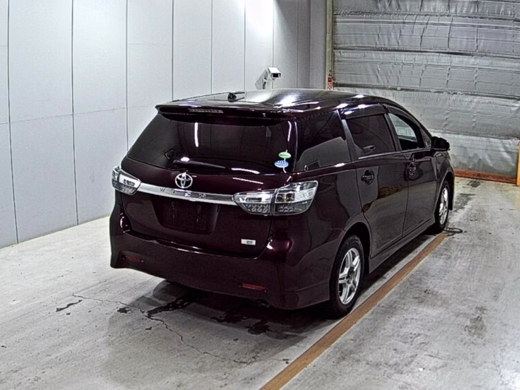 TOYOTA WISH