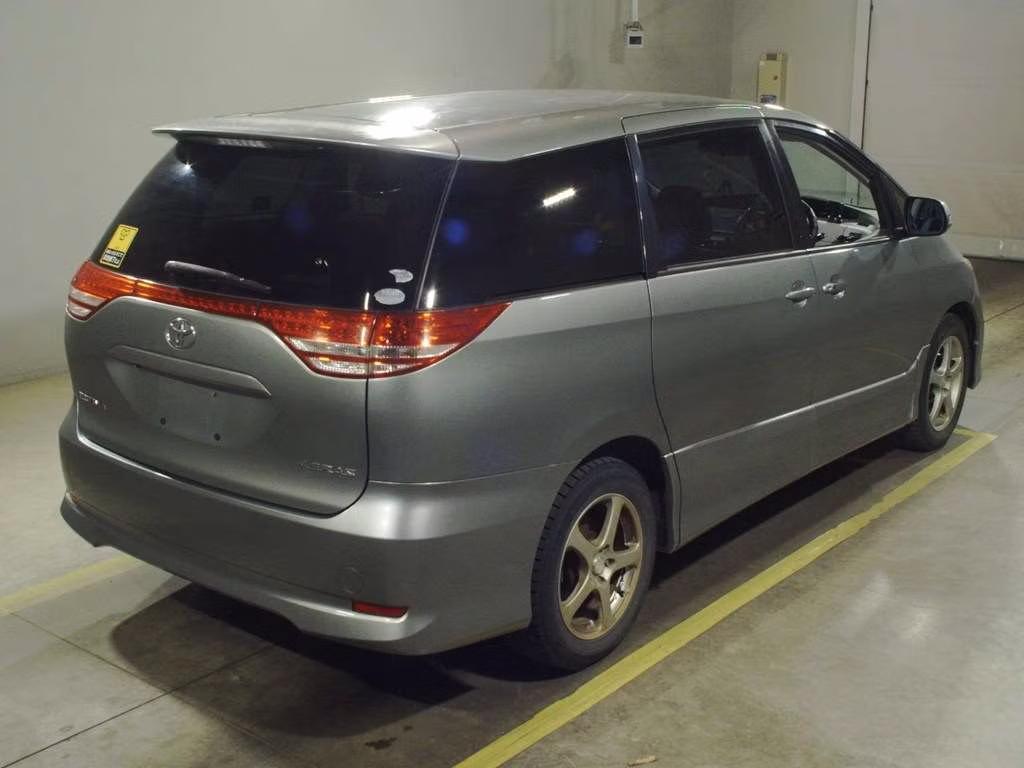 TOYOTA ESTIMA