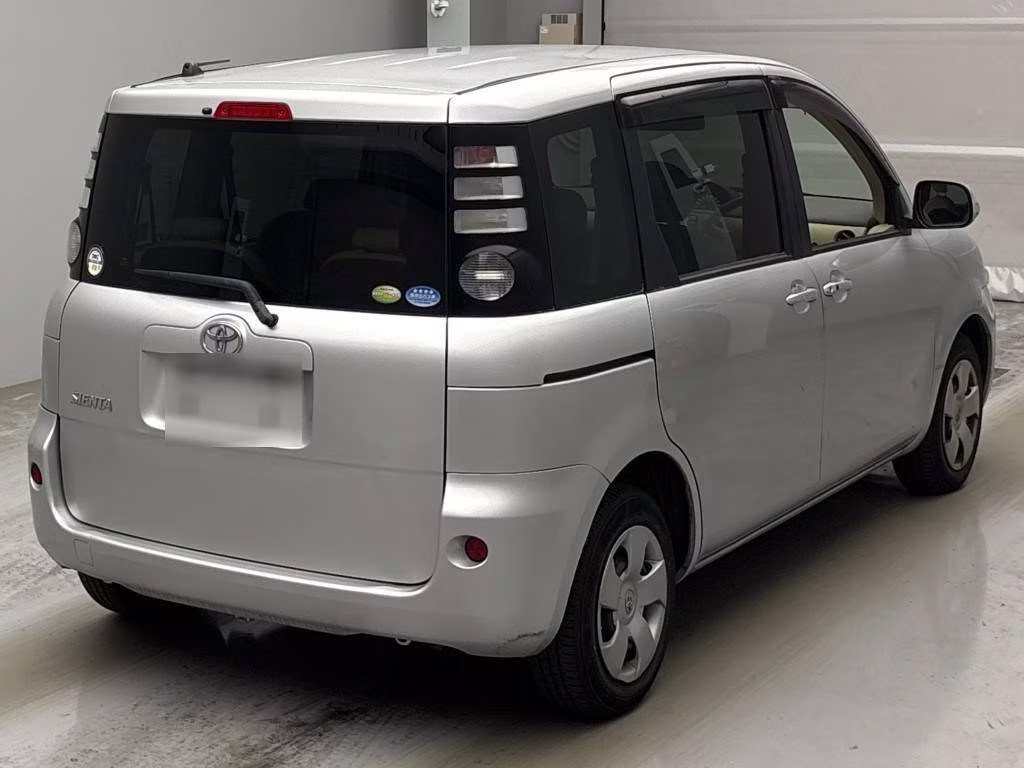 TOYOTA SIENTA