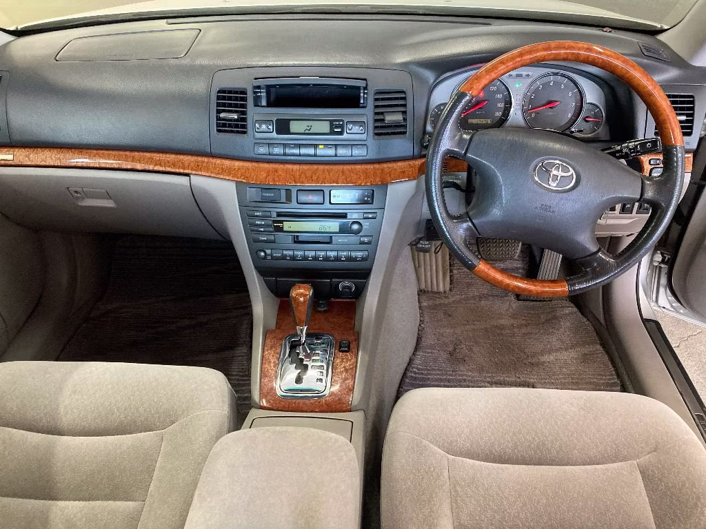 TOYOTA MARK II