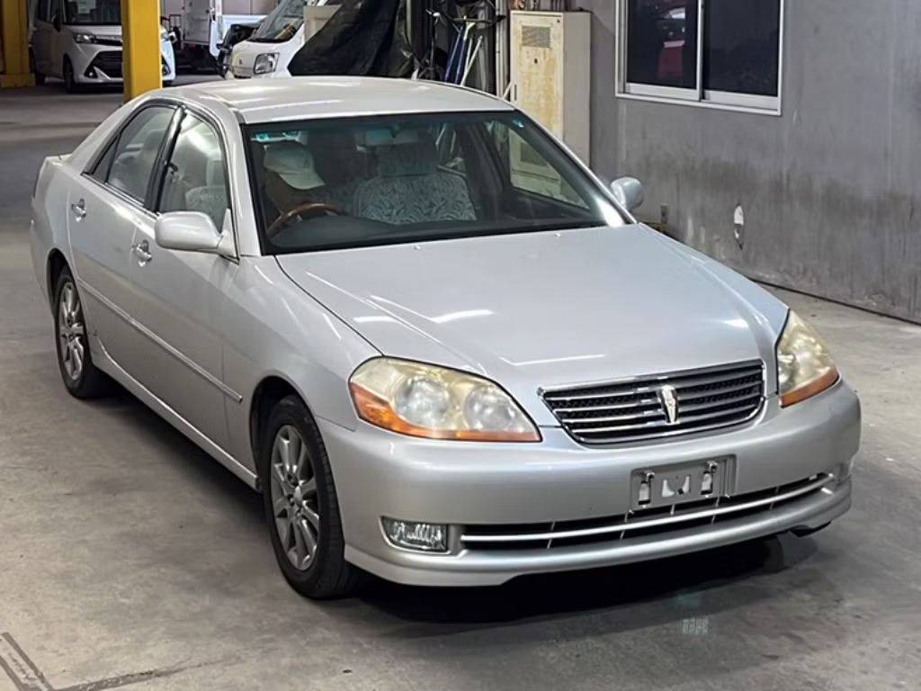 TOYOTA MARK II