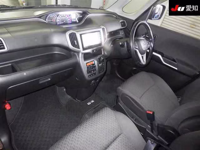 MITSUBISHI DELICA D:2
