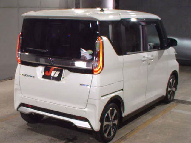 MITSUBISHI EK SPACE