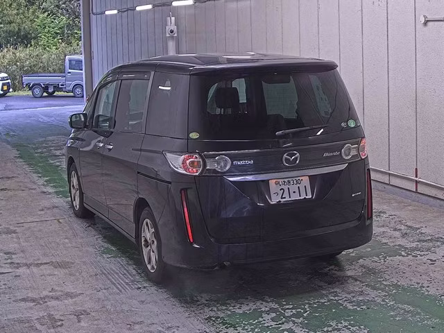 MAZDA BIANTE