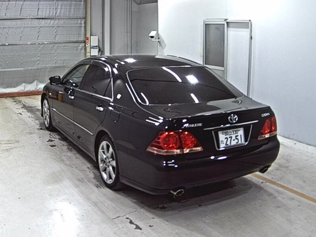 TOYOTA CROWN