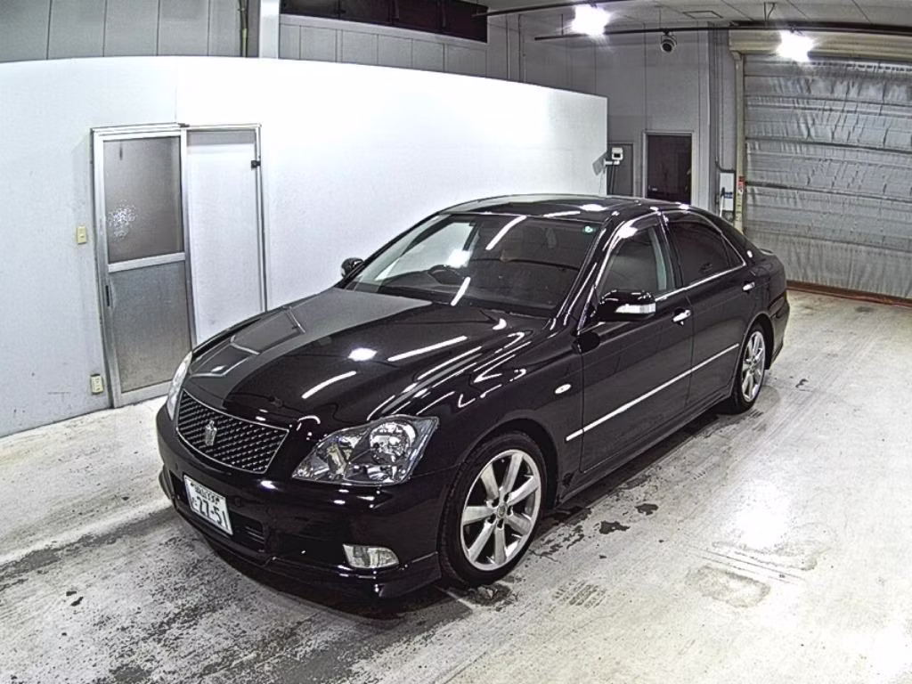 TOYOTA CROWN