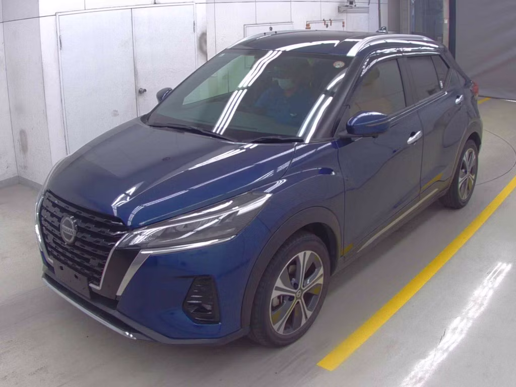 NISSAN KICKS