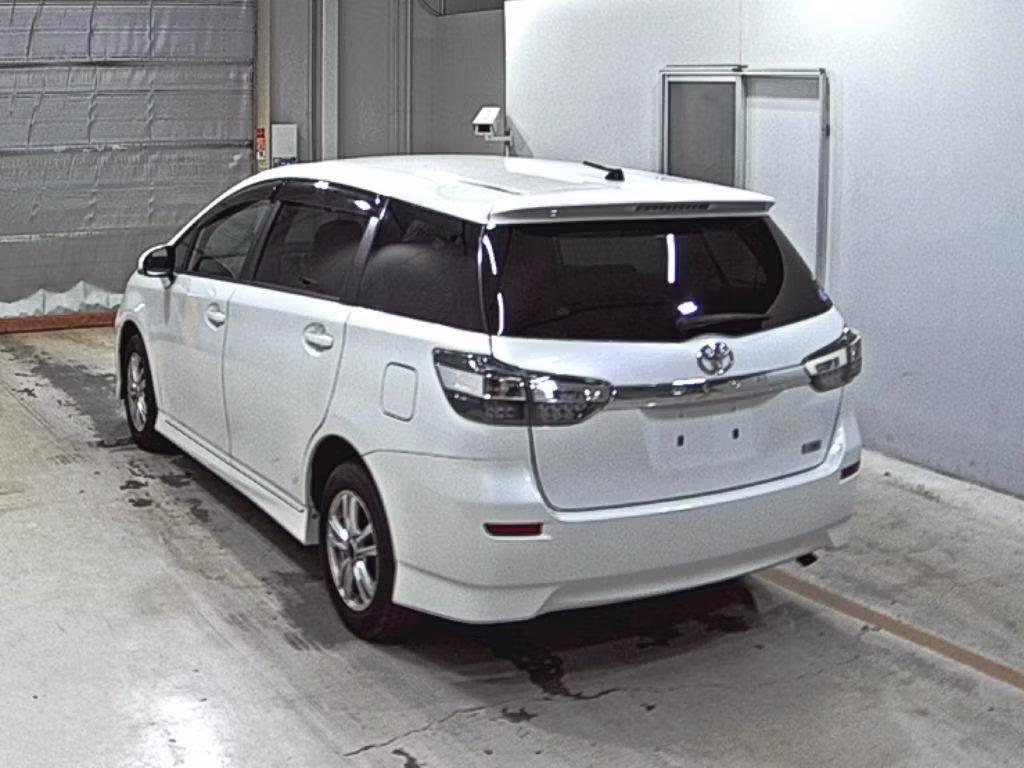 TOYOTA WISH