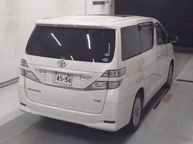 TOYOTA VELLFIRE