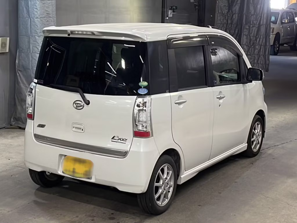 DAIHATSU TANTO EXE