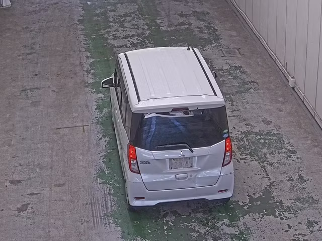 MITSUBISHI EK SPACE