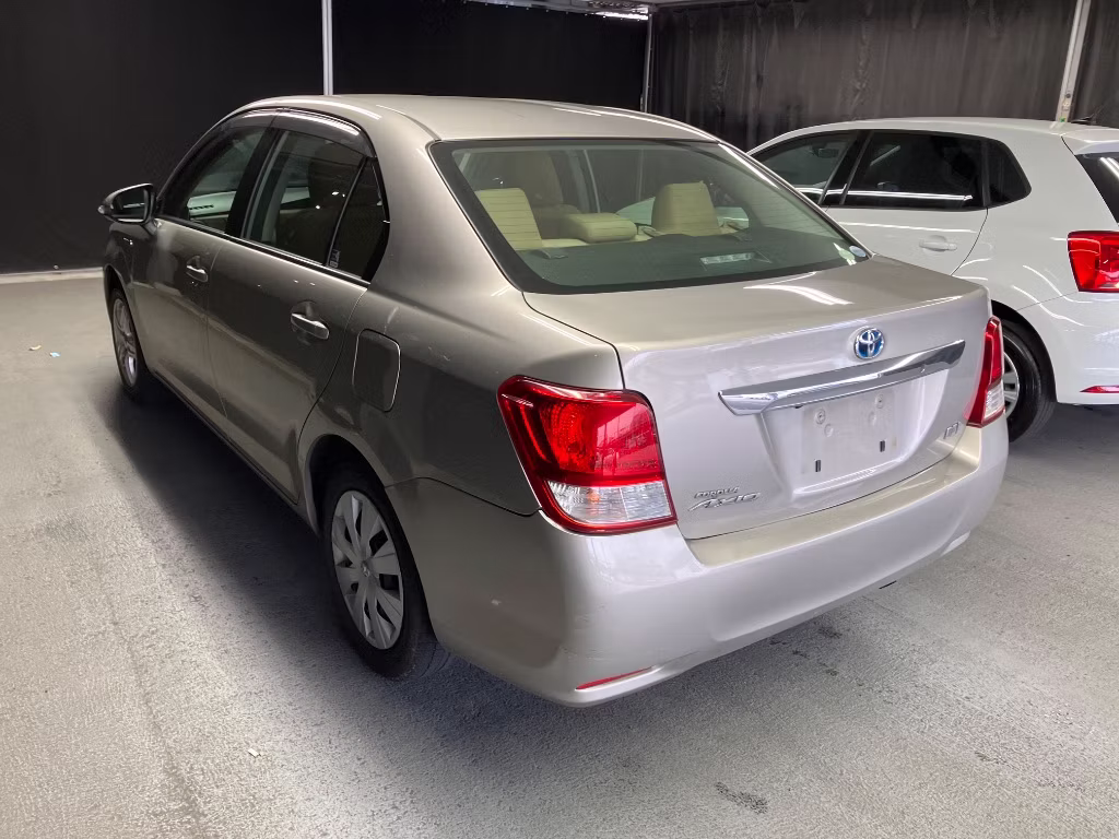 TOYOTA COROLLA AXIO