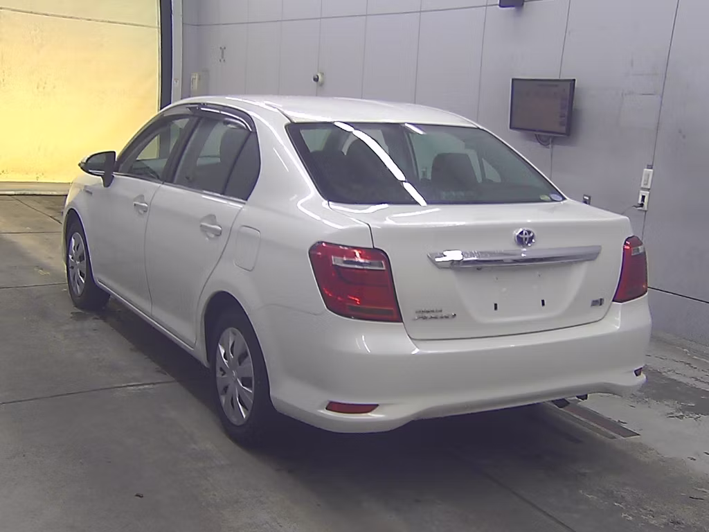 TOYOTA COROLLA AXIO
